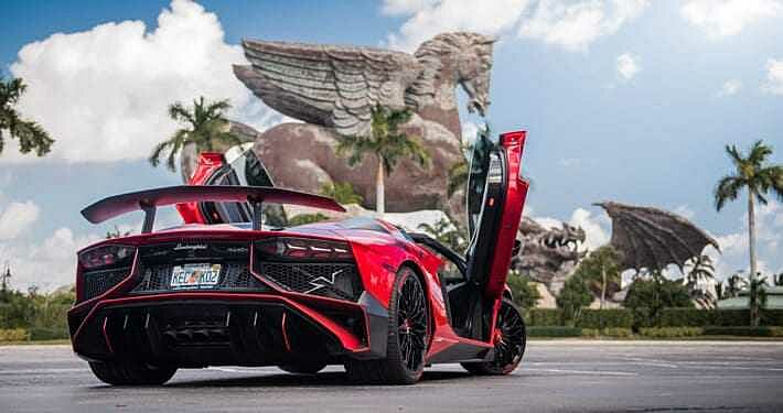 Lamborghini aventador SV rental Dubai