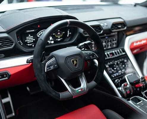 Lamborghini Urus rental Dubai