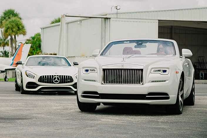 Luxury Wedding Cars