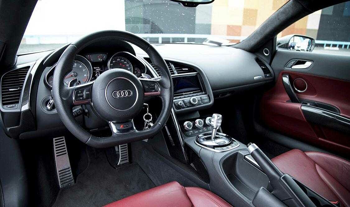 Audi R8 V10 2018 Coupe rent in Dubai