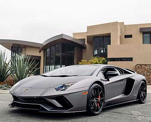 Rent Lamborghini Aventador Matte in Dubai 4_obr