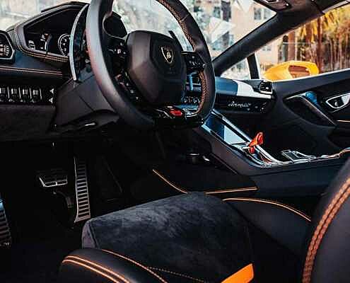 Rent Lamborghini Huracan LP610 Orange in Dubai 4