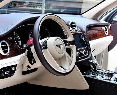 Interior Bentley Bentayga 2019
