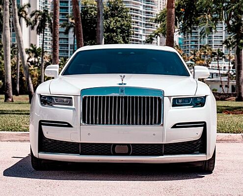Rent Rolls-Royce Ghost 2022 Face