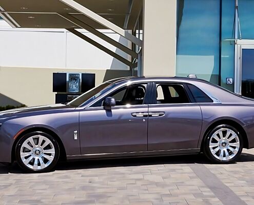Rent Rolls-Royce Ghost 2023 Anthracite Rental in Dubai 2
